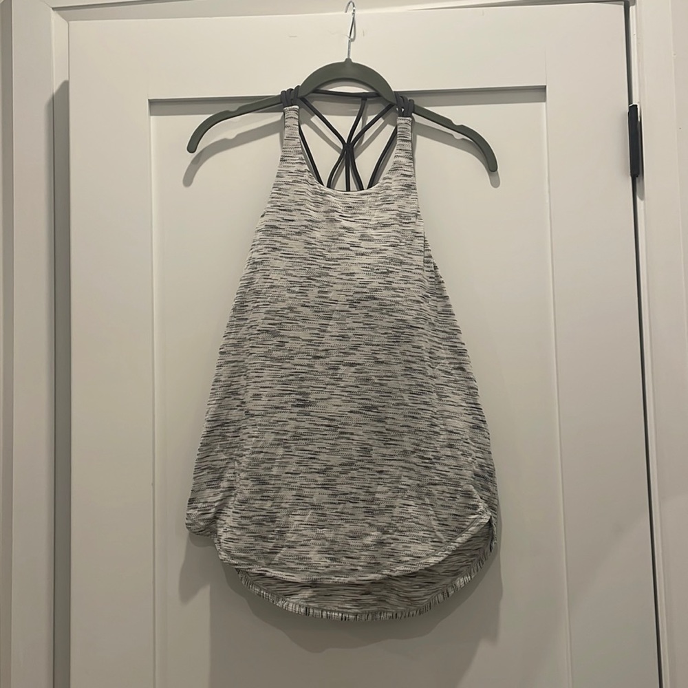 lululemon tank top w built in bra